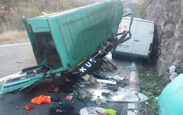 НЕСРЕЋА КОД ПОДГОРИЦЕ: Настрадао за воланом